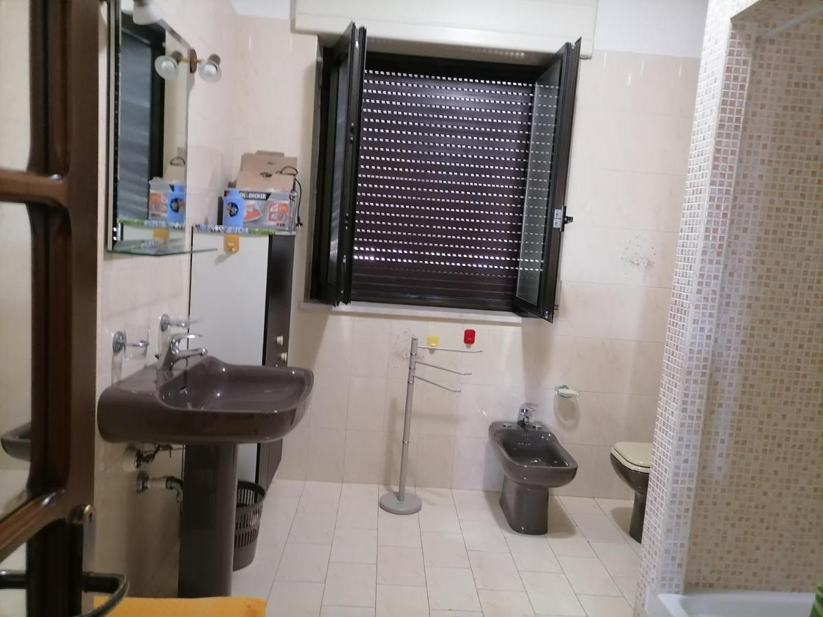 Casa Vacanze D&A Taranto Esterno foto