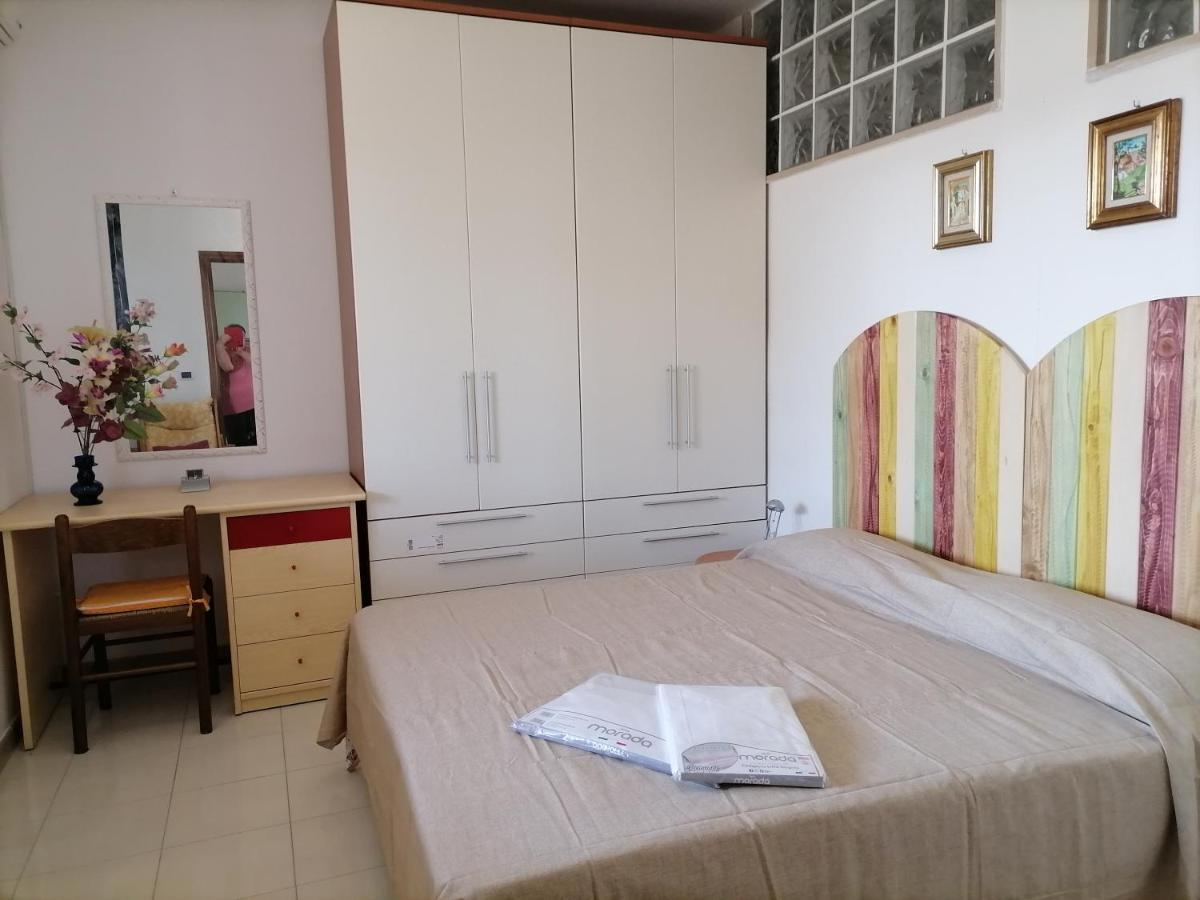 Casa Vacanze D&A Taranto Esterno foto